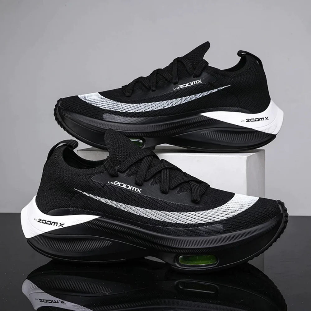 Tênis Speed Run com tecnologia de amortecimento MaxAir. Leve, respirável e estiloso, ideal para corrida, academia ou dia a dia. Conforto e performance juntos.