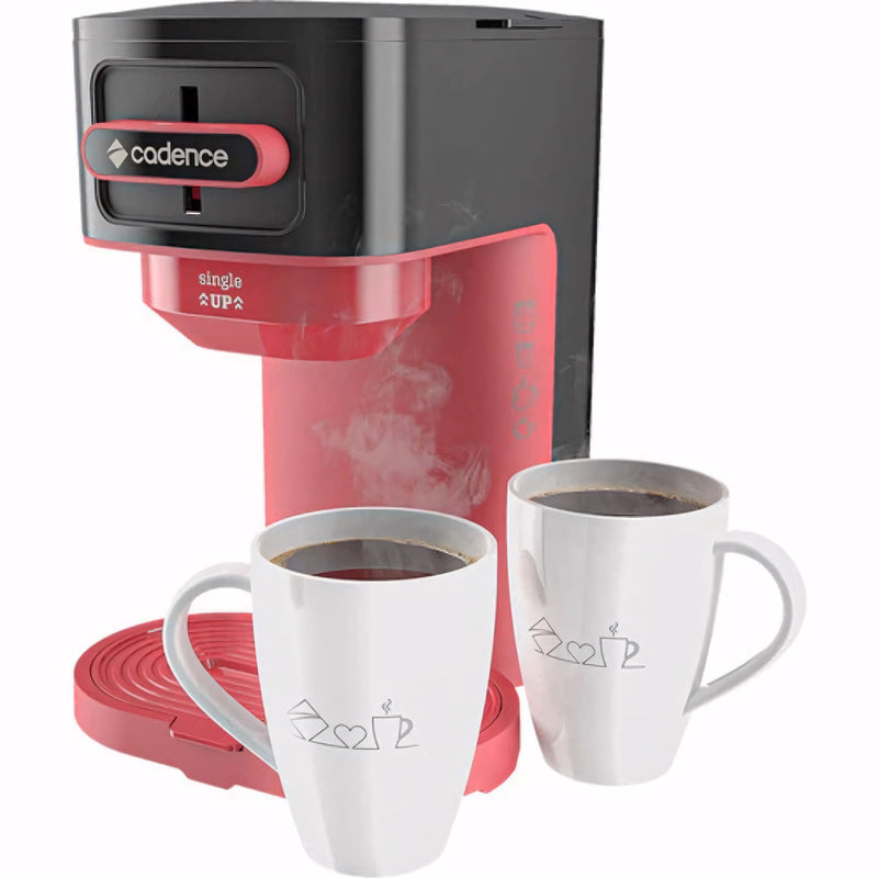 Cafeteira Elétrica Single Up na cor preta com vermelho, prepara dois cafés ao mesmo tempo, possui base antiaderente e acompanha duas xícaras. Compacta, moderna e ideal para quem busca agilidade e estilo no preparo do café.