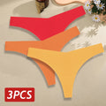 Mulher usando calcinha tanga sem costura cor preta, com recorte anatômico que não marca sob roupas, ideal para looks justos e tecidos finos, oferecendo conforto e leveza no dia a dia.