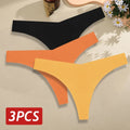 Mulher usando calcinha tanga sem costura cor preta, com recorte anatômico que não marca sob roupas, ideal para looks justos e tecidos finos, oferecendo conforto e leveza no dia a dia.