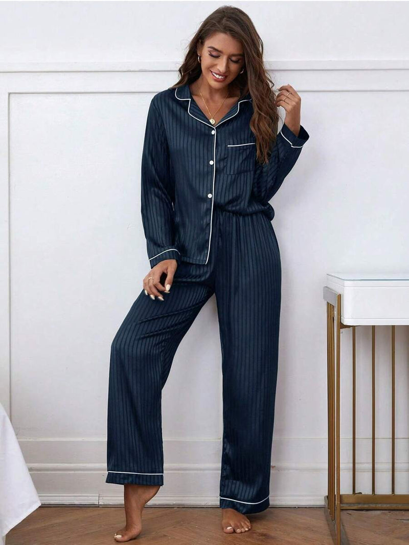 Pijama Americano Feminino de Cetim Elegante