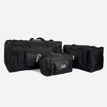 Kit com 3 malas de viagem em tamanhos GG, G e P. Estrutura em nylon preto e azul, bolsos laterais e frontais com zíper, alça de mão e ombro. Ideal para viagens longas e curtas.