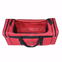 Mala de viagem grande com capacidade de 80L, cor vermelha, abertura superior ampla, bolsos laterais com zíper e alças reforçadas. Resistente à água e dobrável.