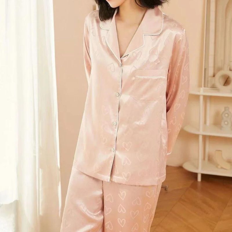 Pijama Luxuoso Feminino