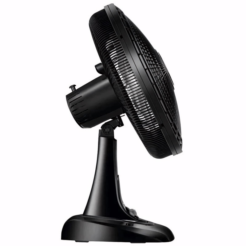 Ventilador de mesa preto com 6 pás, 30cm de hélice e base estável. Compacto, silencioso e potente, com inclinação ajustável e 3 velocidades para melhor ventilação.
