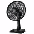 Ventilador de mesa preto com 6 pás, 30cm de hélice e base estável. Compacto, silencioso e potente, com inclinação ajustável e 3 velocidades para melhor ventilação.