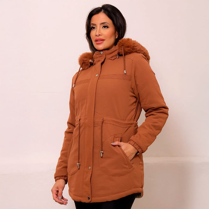 Jaqueta Parka Dupla Face Feminina Impermeável, modelo versátil com dois estilos em uma peça. Proteção térmica para frio intenso, capuz removível com pelos sintéticos e bolsos funcionais. Ideal para looks sofisticados ou esportivos no inverno.